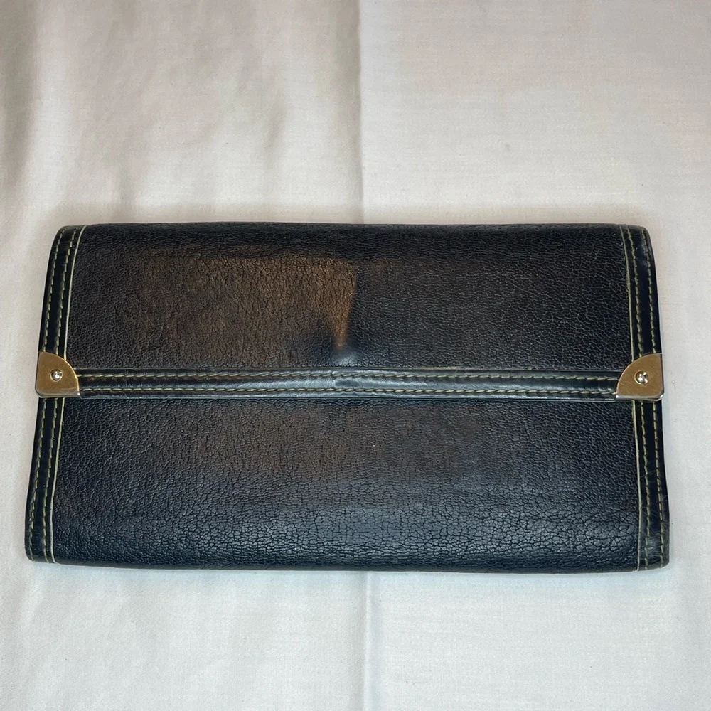 Louis Vuitton Suhali Porte-Trésor International Wallet